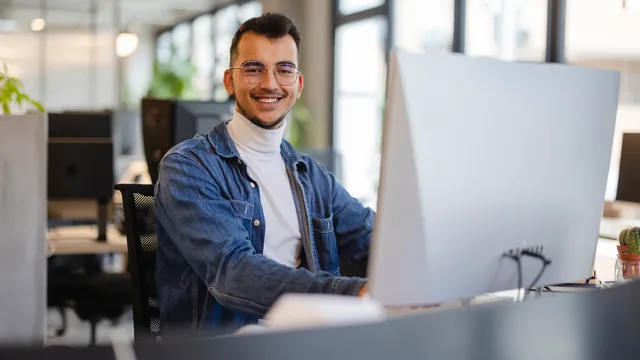 AVGS Jobcoaching Berlin – Teilnehmer bei der aktiven Jobsuche mit Coach